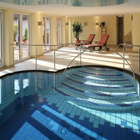 Landhotel Teuteberg Bad Arolsen Bagian luar foto