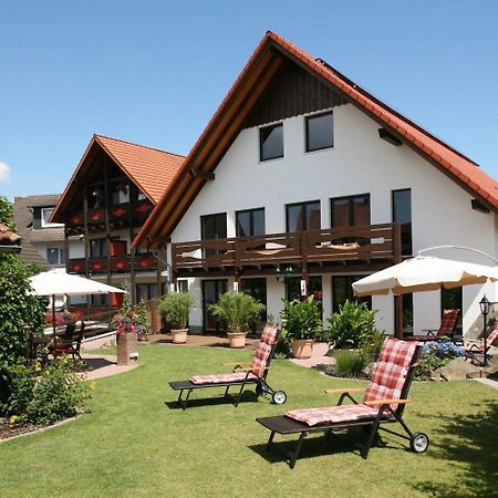 Landhotel Teuteberg Bad Arolsen Bagian luar foto